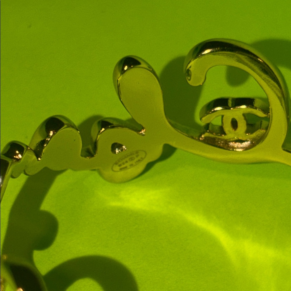 Gabrielle Chanel CC Script Cuff - Picture 8 of 11